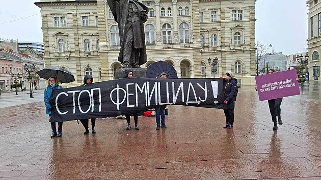 Uz akciju 15 minuta tišine održana i akcija Stop femicidu