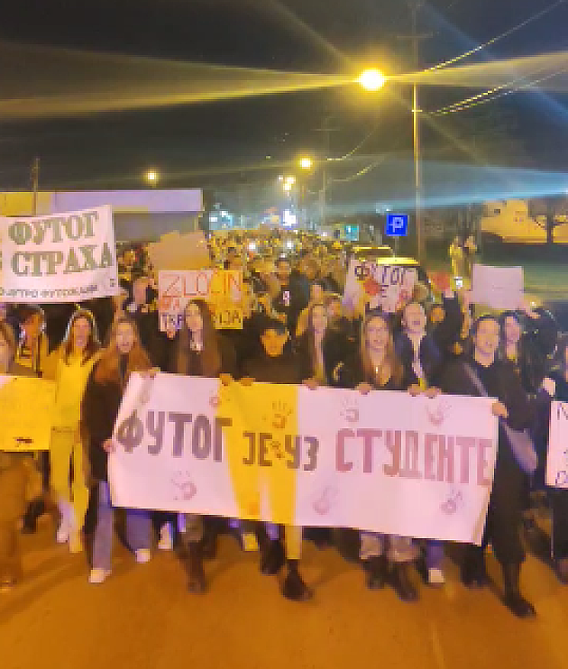 Veliki broj ljudi na protestu u Futogu