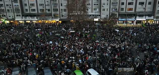 Više hiljada ljudi u protestu zbog prebijanja studenata 