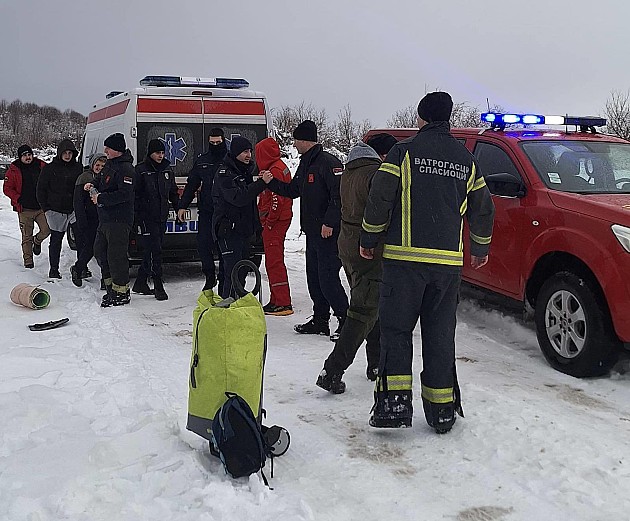 Spasioci pronašli majku i dete koji su se izgubili na Fruškoj gori
