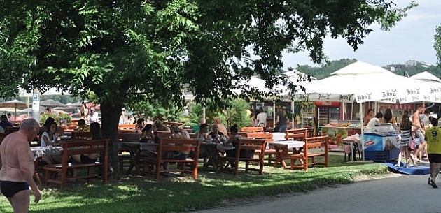 Produženje ugovora o zakupu kabina na Štrandu do 14. februara 