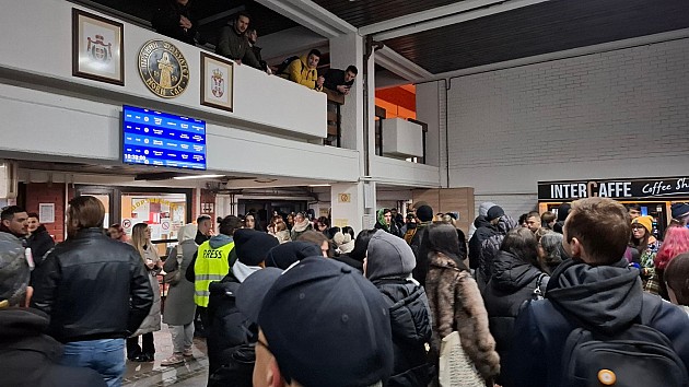 Završen protest u Novom Sadu, studenti nakon Filozofskog, obišli DIF i Pravni