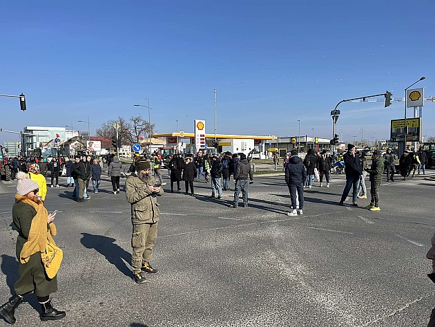 (FOTO) Završene blokade tri velike raskrsnice: 100 dana – 0 odgovora 