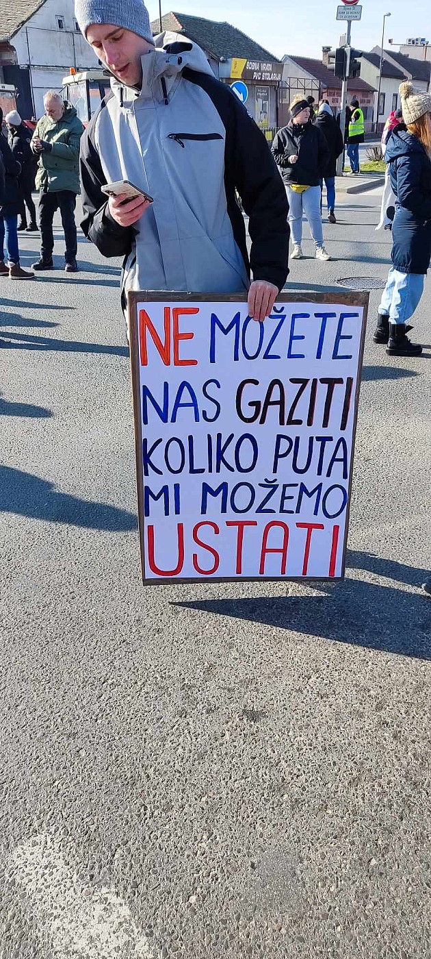 (FOTO) Završene blokade tri velike raskrsnice: 100 dana – 0 odgovora 