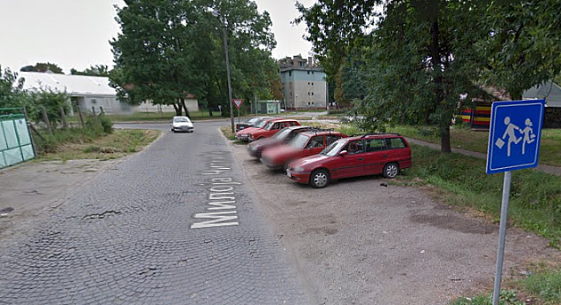 Krpljenje rupa na novosadskim ulicama
