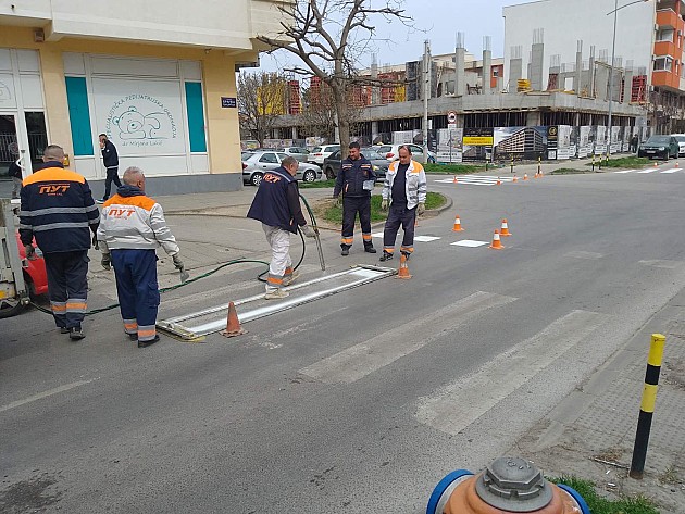 Počelo veliko prolećno sređivanje javnih površina 
