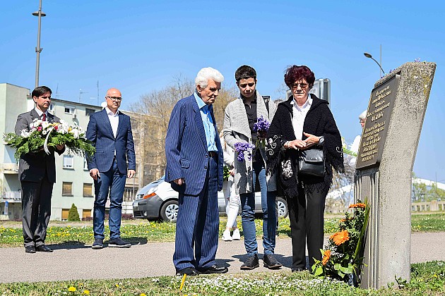 Dve decenije od rušenja Varadinskog mosta i pogibije Olega Nasova