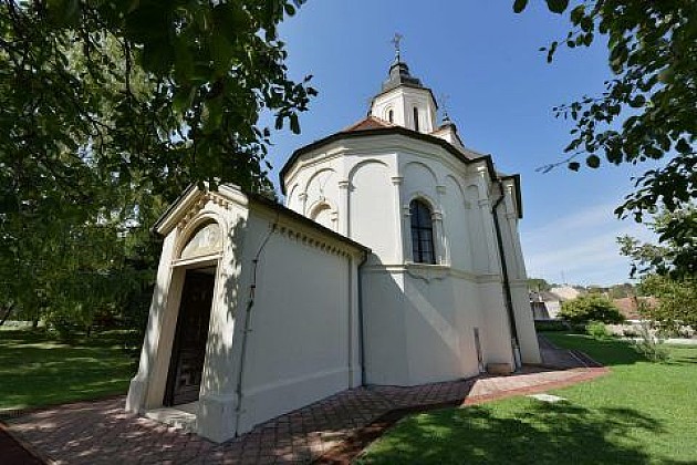 Opljačkan manastir u Sremskim Karlovcima