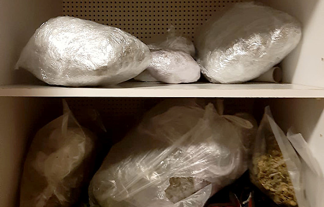 Novosadska policija zaplenila 27 kilograma marihuane, uhapšen dvadesetdevetogodišnjak