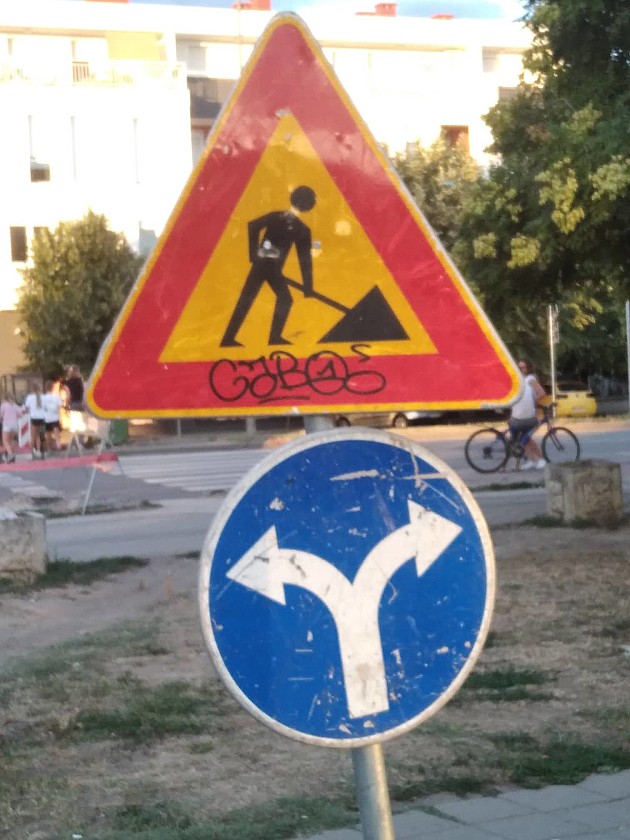 Izmena saobraćaja u pojedinim ulicama u Sremskoj Kamenici i Novom Sadu