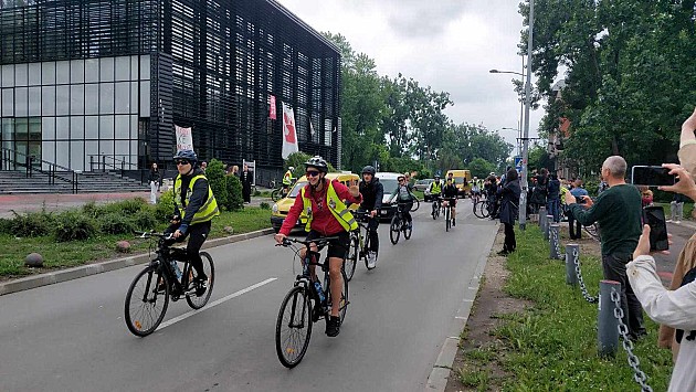 Novosadski studenti krenuli biciklima za Loznicu