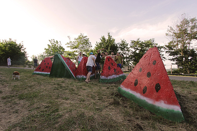 Od barikada napravili lubenice