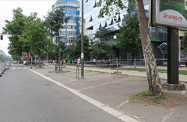 Nastavljena rekonstrukcija parkinga na Bulevaru oslobođenja