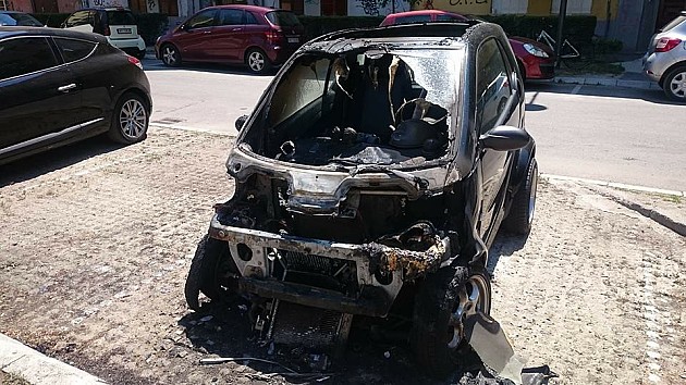 Zapaljen automobil poznatog novosadskog advokata