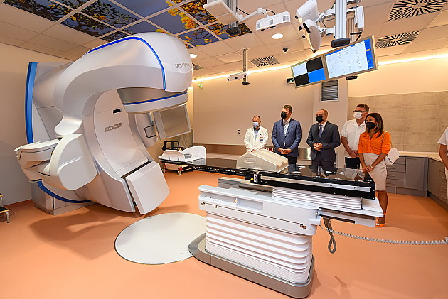 Iks-nož u Kamenici 3 u funkciji, novi PET CT aparat u upotrebi do kraja jula