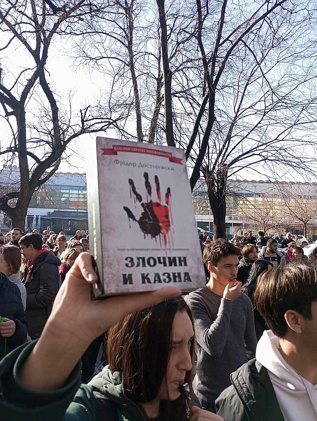 Studenti i zborovi građana pozivaju na protest večeras u Branimira Ćosića