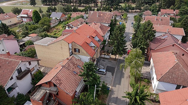 Radovi obustavljaju saobraćaj u Ulici Vladimira Nazora u Sremskoj Kamenici 