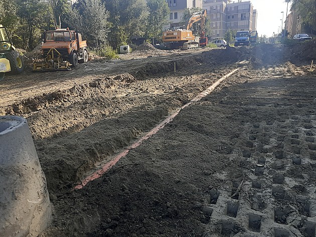 Počelo infrastrukturno uređenje prostora oko zgrada za bezbednjake na Jugovićevu
