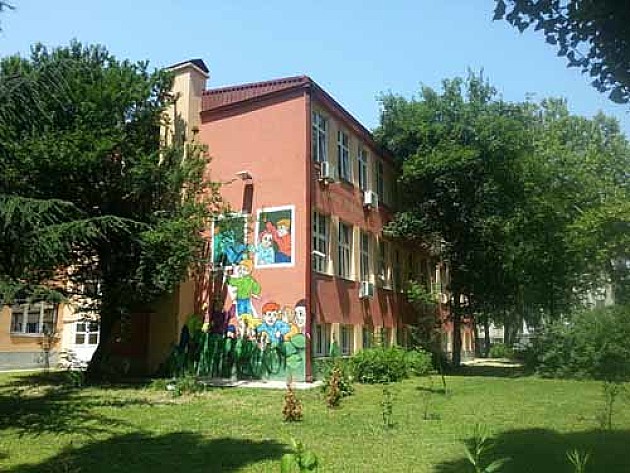 Osnovna škola „Dositej Obradović” dobija novu rasvetu