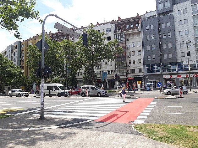 Od sutra nove saobraćajne izmene na Bulevaru oslobođenja, ukidaju se pojedina stajališta autobusa