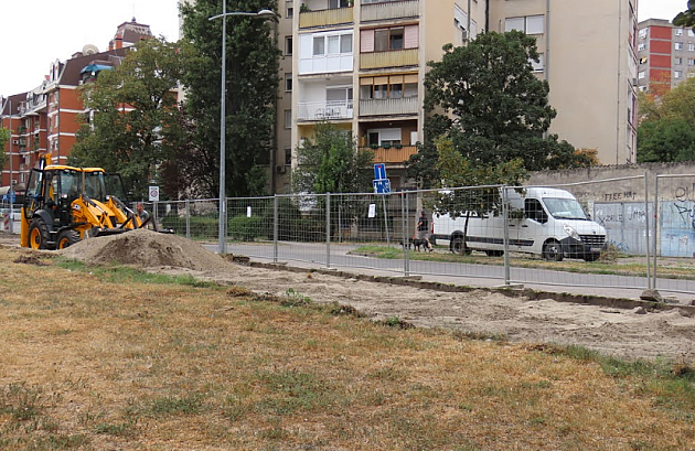 Liman I dobija ukupno 73 parking mesta, i to u Veljka Petrovića i Jirečekovoj ulici