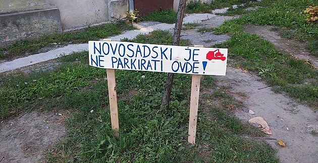 "Novosadski je ne parkirati ovde!"