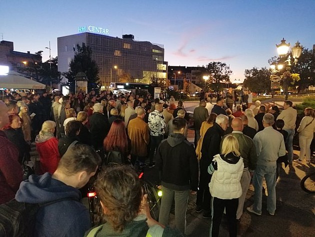 Održan drugi protest Saveza za Srbiju u Novom Sadu