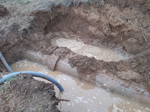 Zbog problema na cevovodu starom 35 godina, stanovnici sremske strane dva dana bez vode