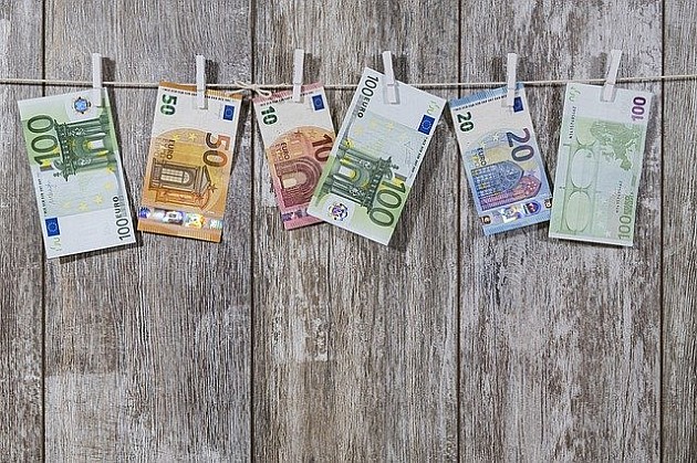 Avgustovska plata niža za oko 2.000 dinara od julske „rekordne“ zarade