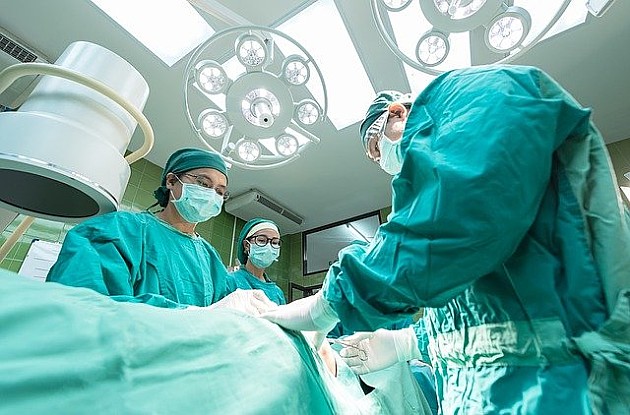 U Novom Sadu izvedena neinvazivna operacija dece sa spinalnom mišićnom atrofijom