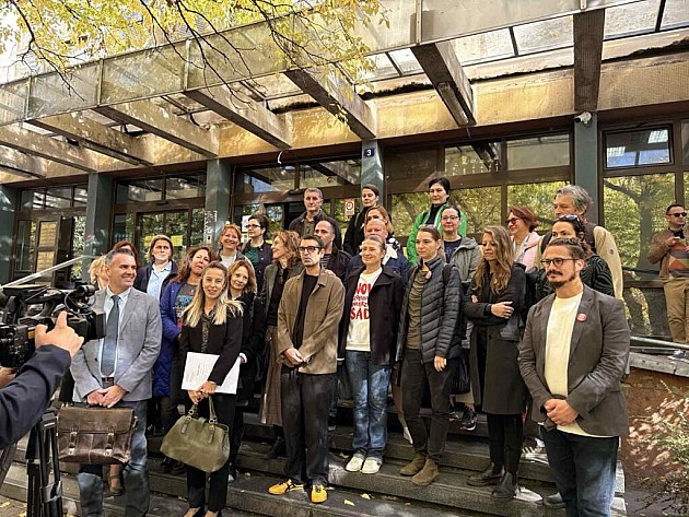 Profesori podneli tužbu zbog postupanja policije u kampusu