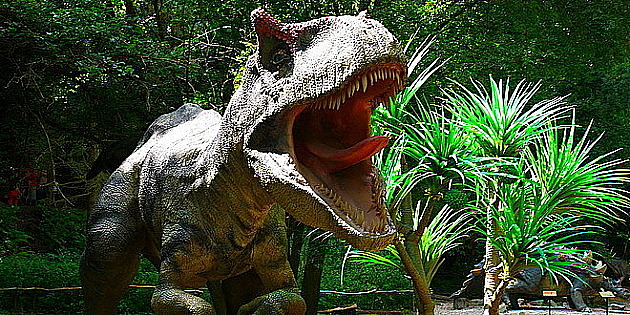 Fotografisanje s dinosaurusima na promociji "Dino parka"