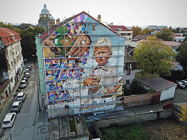 Novi mural „Lančane reakcije“ u Šafarikovoj ulici