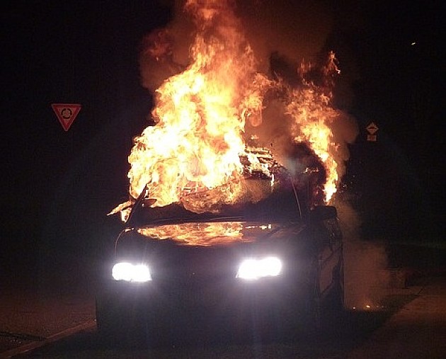 Uhapšen Novosađanin zbog paljenja automobila u Pašićevoj