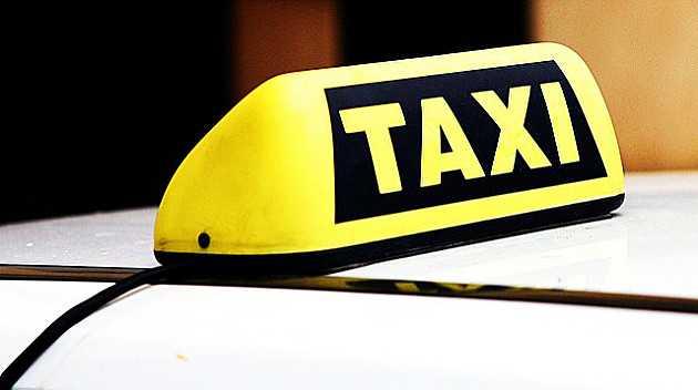 Poskupljuje start taksi prevoza