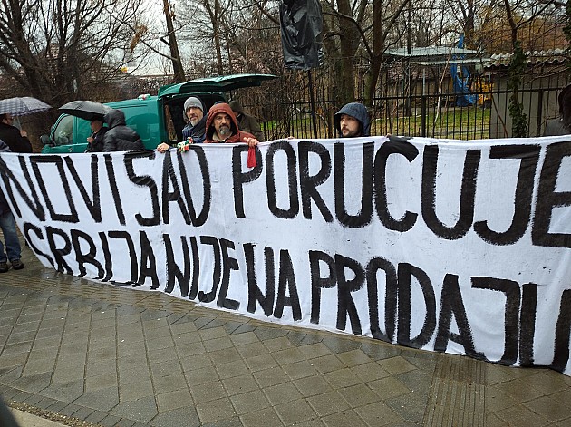 Današnji protest završen bez incidenata, aktivisti prošetali do Mosta slobode